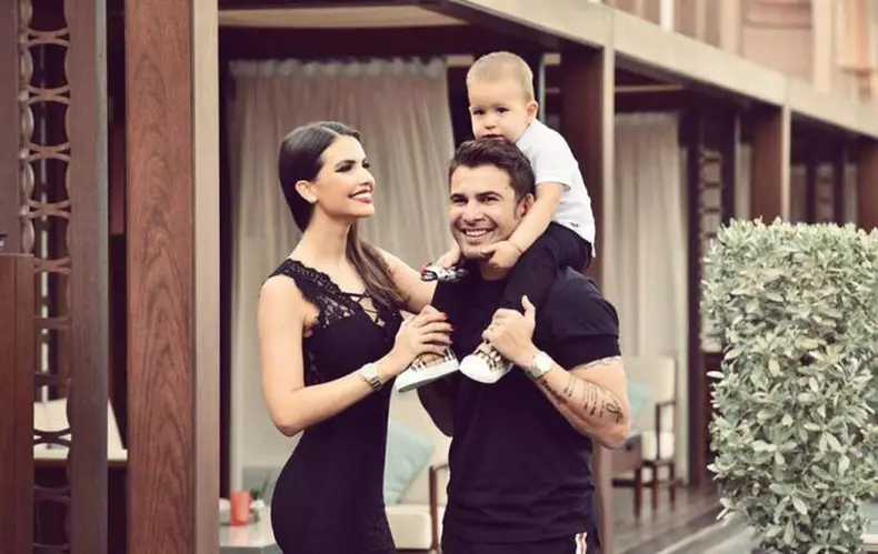 Adrian-Mutu-si-Sandra-3-1