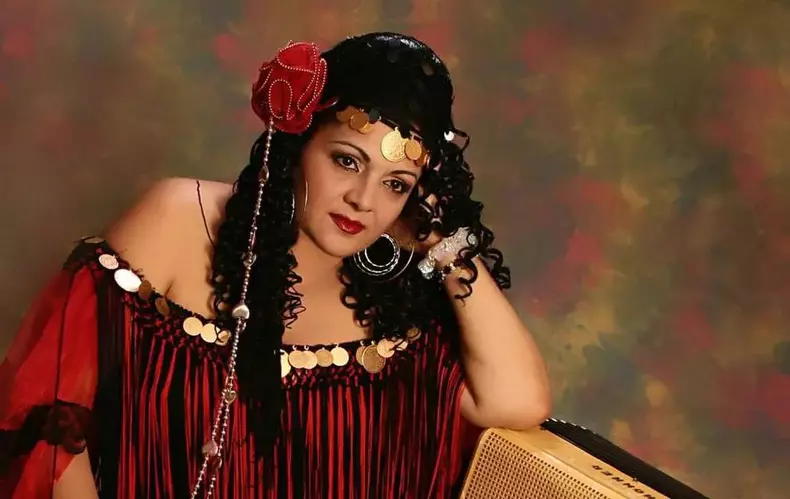 Cornelia-Catanga-Maria-Dragomiroiu1-2