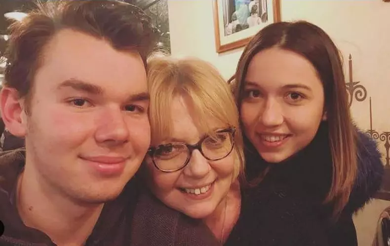 Fiica-Emilia-Popescu-1