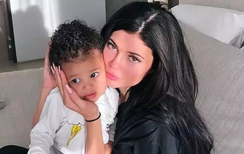 fiica-lui-Kylie-Jenner.2jpg
