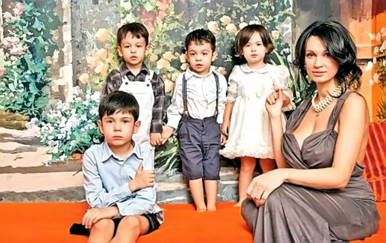 nicoleta-luciu-si-copiii