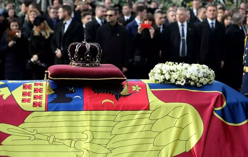 funeraliile-regelui-mihai-1