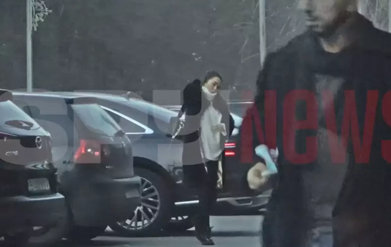 iubita-reghe-insarcinata-1