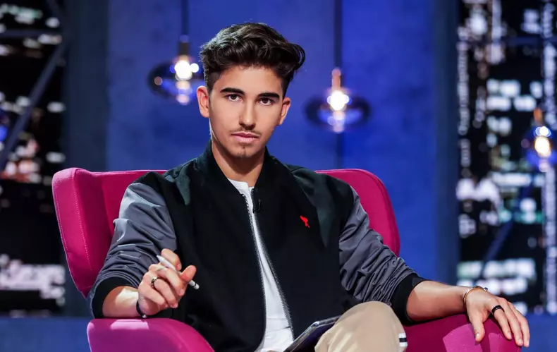 sebastian-dobrincu-10