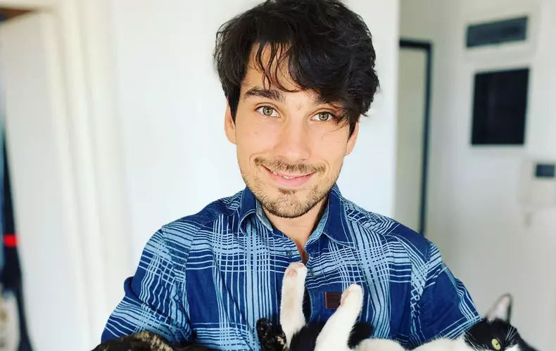 11952297617348543499988154291205957320672382n