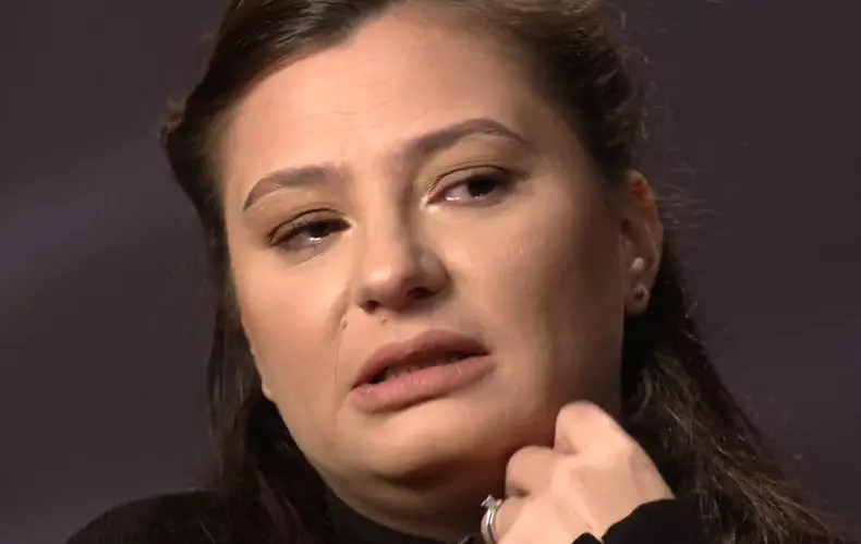 madalina in lacrimi