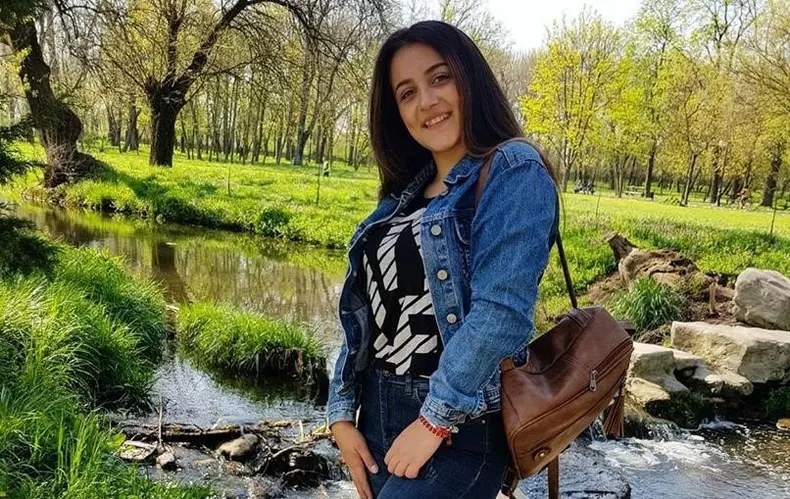 Luiza-Melencu-profil