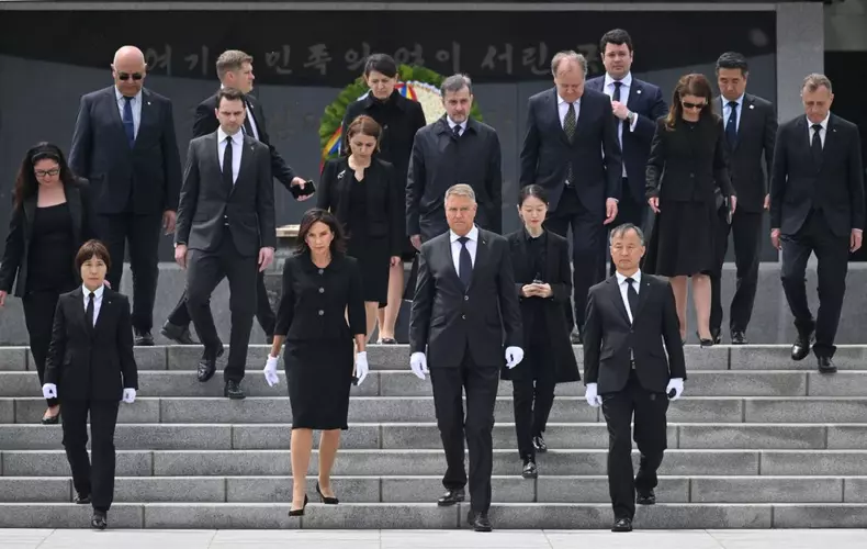 tinuta-carmen-iohannis