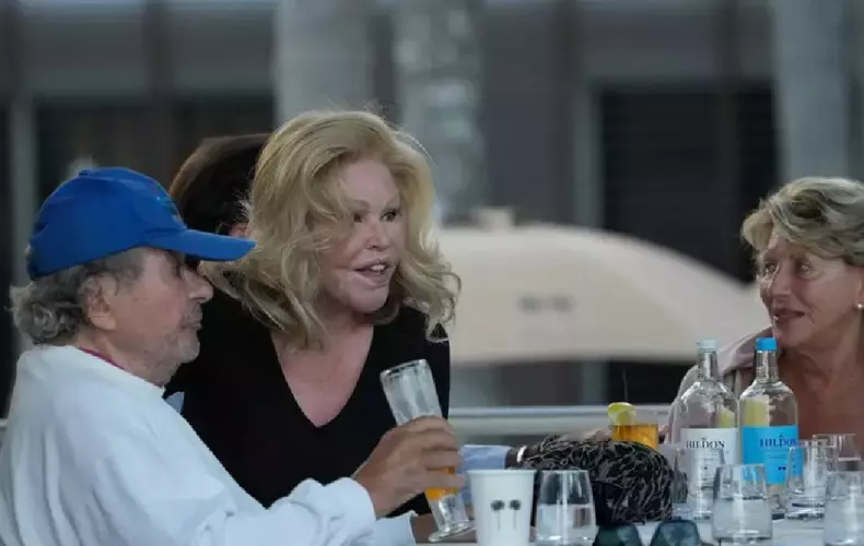Jocelyn Wildenstein 1333