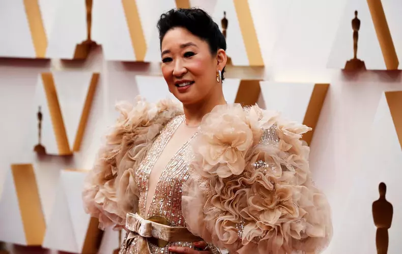 Sandra Oh