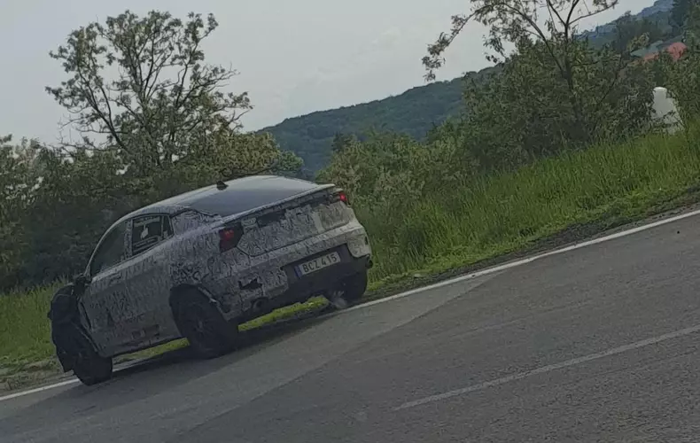 masinacamuflataro07