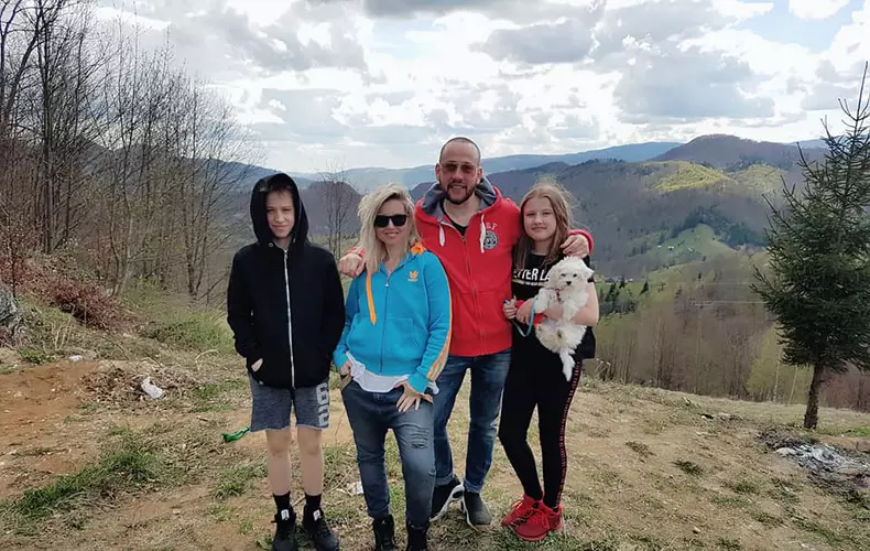 Mihaela Cernea are doi copii