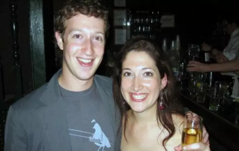 Randi Zuckerberg este sora creatorului Facebook