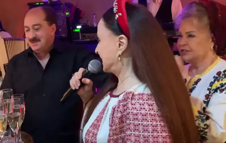 romica-tociu-zi-de-nastere-7