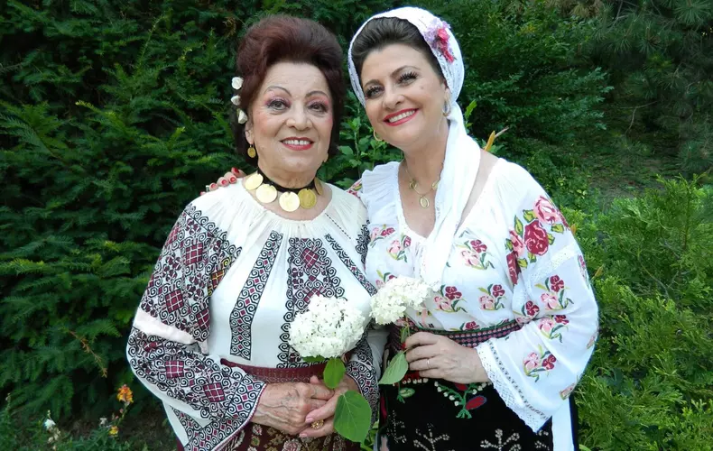 steliana sima si maria ciobanu