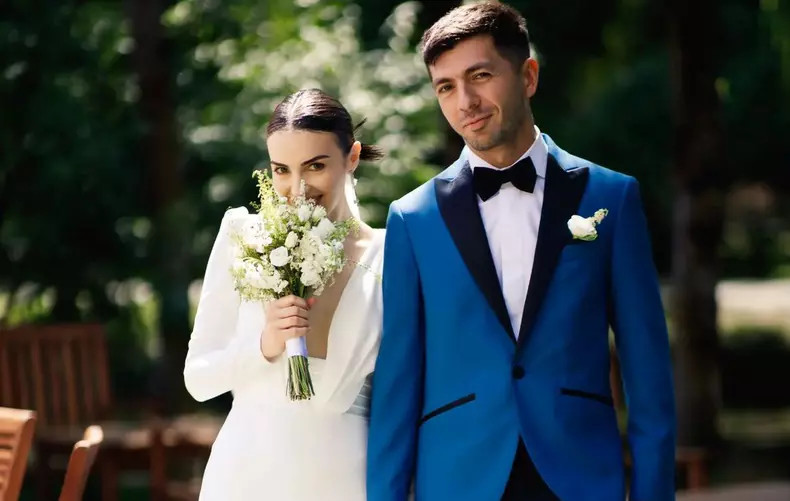 Cum a cunoscut-o Mircea Bravo pe soția lui. (2)