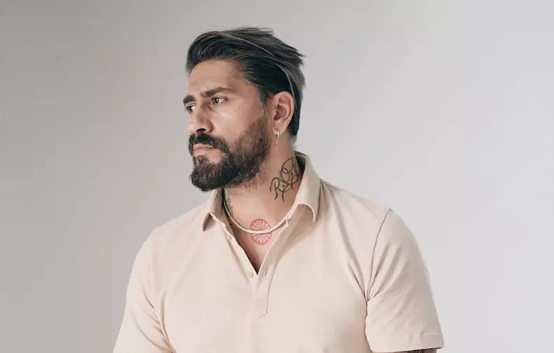 Kiss FM îl acuză pe Connect-R că a mințit 