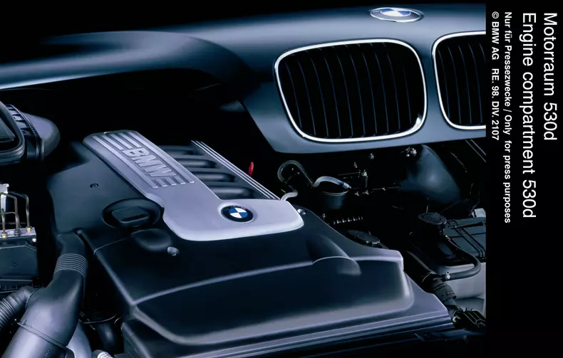 BMW_530d_medium_1600x1018
