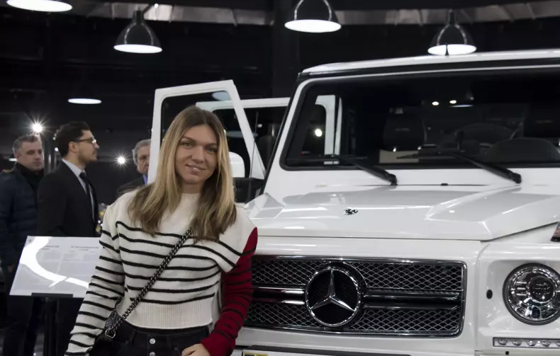 Simona Halep Mercedes