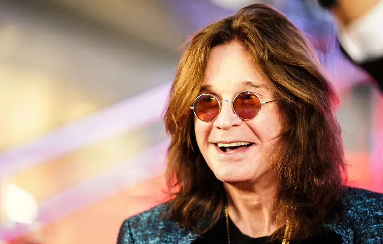 Ozzy Osbourne a fost internat de urgență la spital