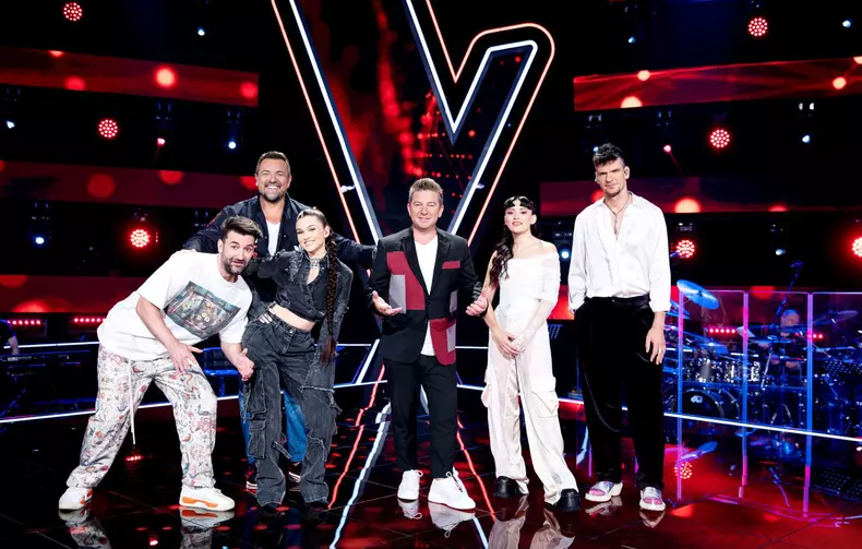 12 concurenti vocea romaniei