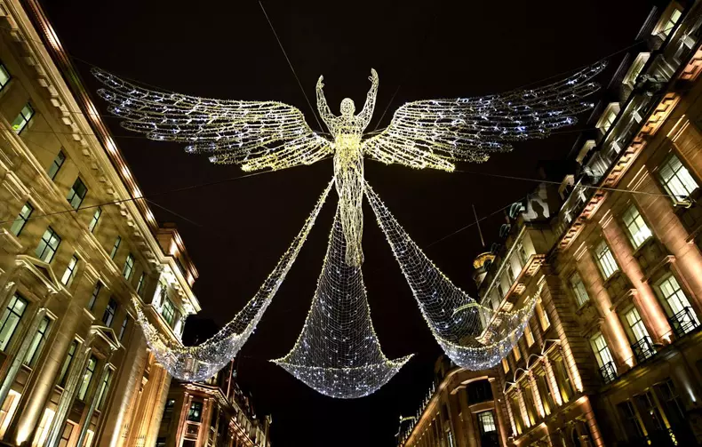 Londra decorată de Sărbători