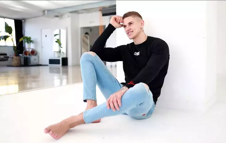 Alex Survivor Romania