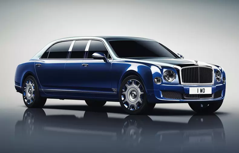 2016 bentley Mulsanne Grand Limousine geneva (1)
