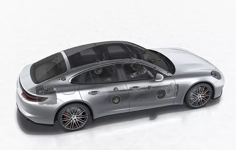 porsche panamera Burmester (1)