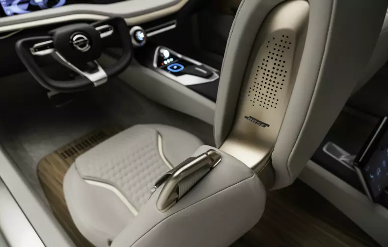 2017-nissan-vmotion-2-0-concept-detroit-10
