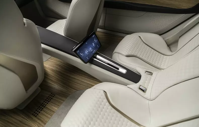 2017-nissan-vmotion-2-0-concept-detroit-28