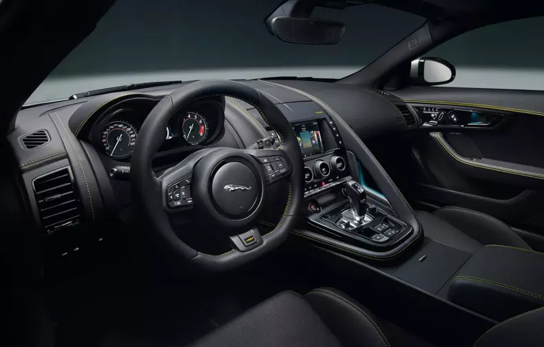 2017-jaguar-f-type-facelift-42