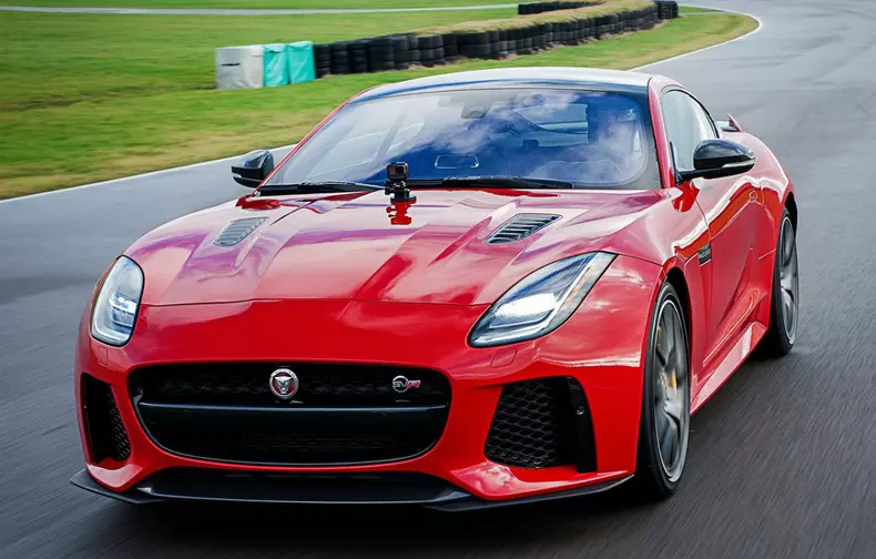 2017-jaguar-f-type-facelift-43