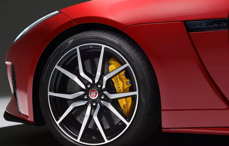 2017-jaguar-f-type-facelift-6