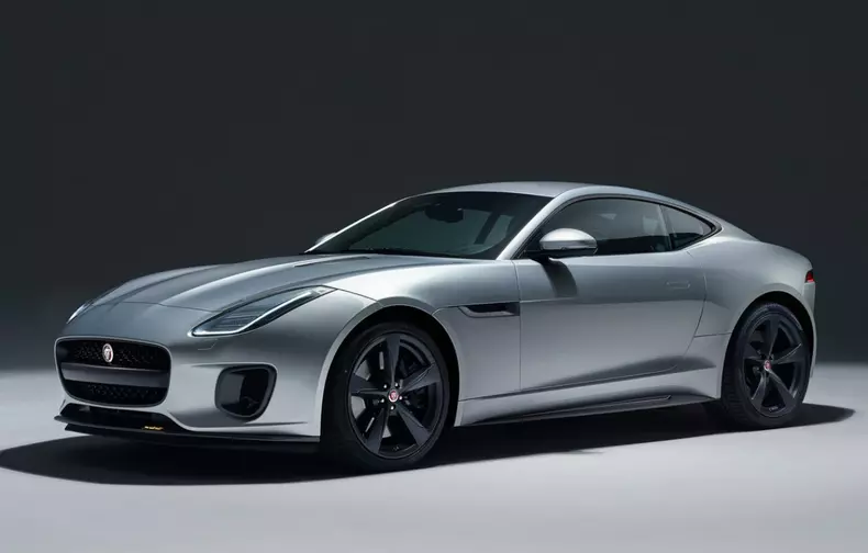 2017-jaguar-f-type-facelift-7