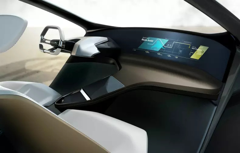 bmw-i-inside-future-holoactive-2