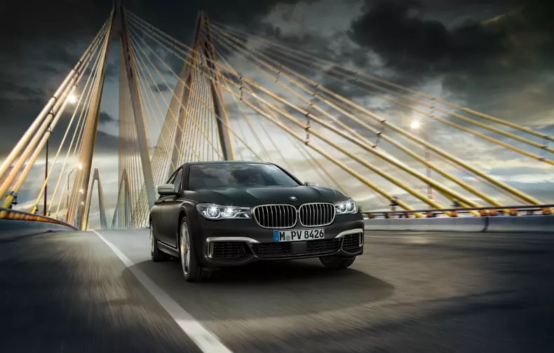 BMW M760Li fiul lui liviu dragnea