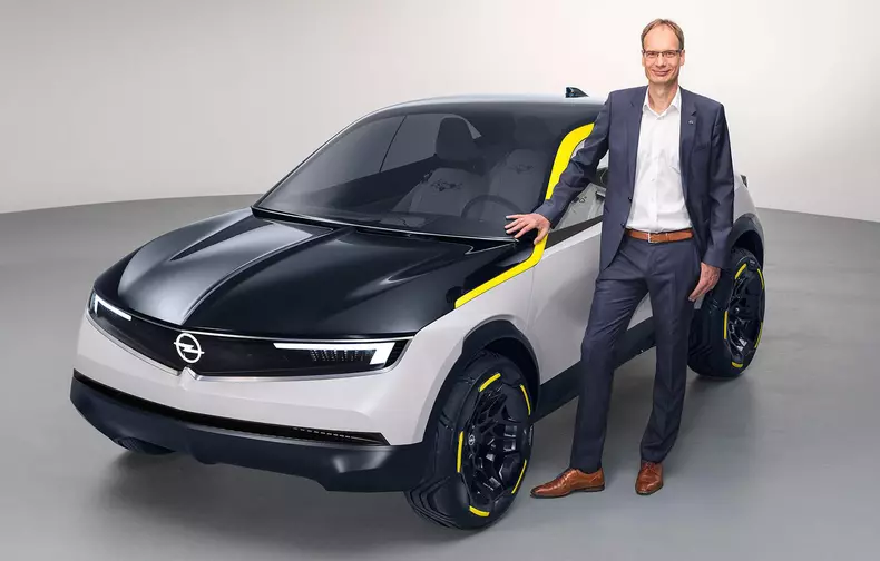 Opel GT X Experimental Concept 16