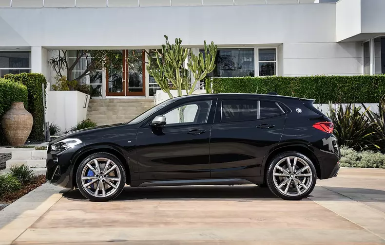 BMW X2 M35i 01
