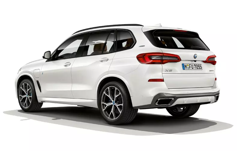 BMW X5 xDrive45e 4