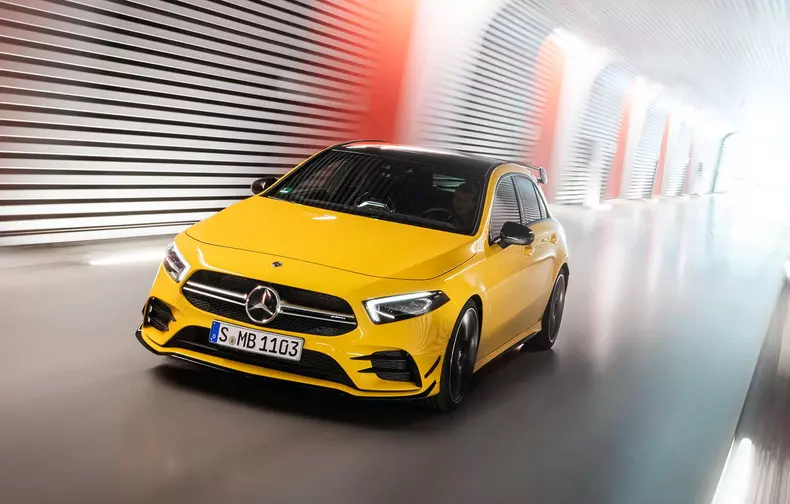 Mercedes-AMG A35 4Matic 04