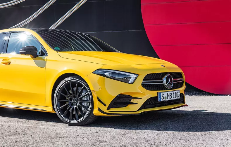 Mercedes-AMG A35 4Matic 26