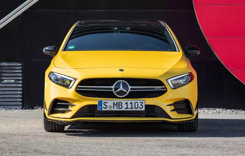 Mercedes-AMG A35 4Matic 27