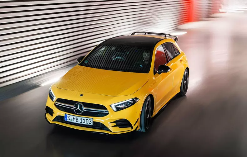 Mercedes-AMG A35 4Matic 28