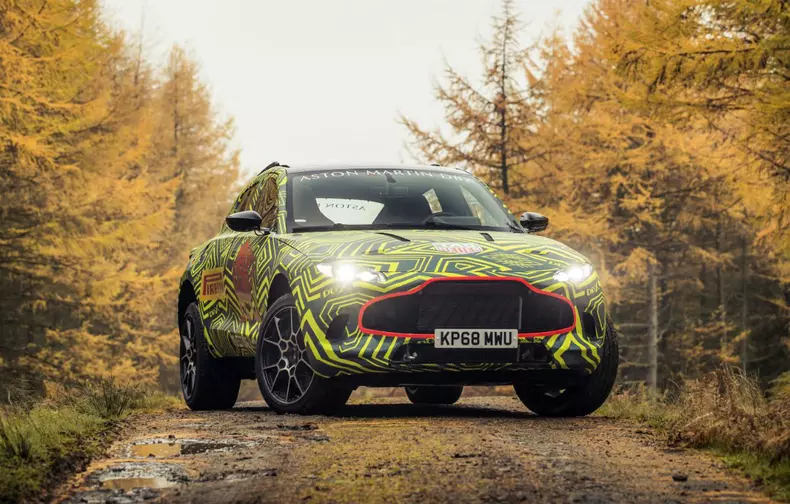 Aston Martin DBX prototip 13