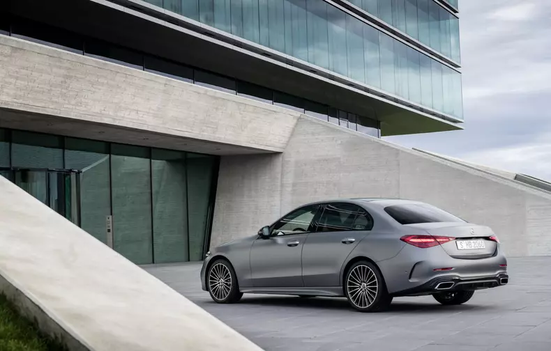 Mercedes Benz Clasa C 2021 10