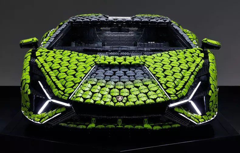 Lamborghini Sian Lego 10