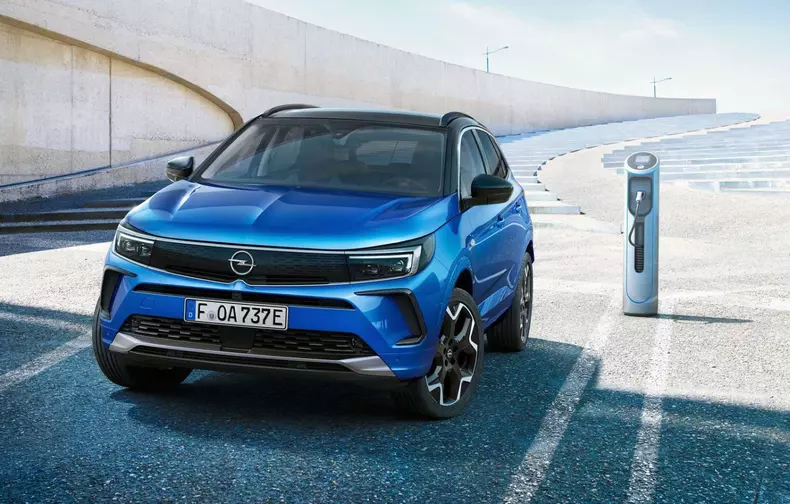 Opel Grandland facelift 3