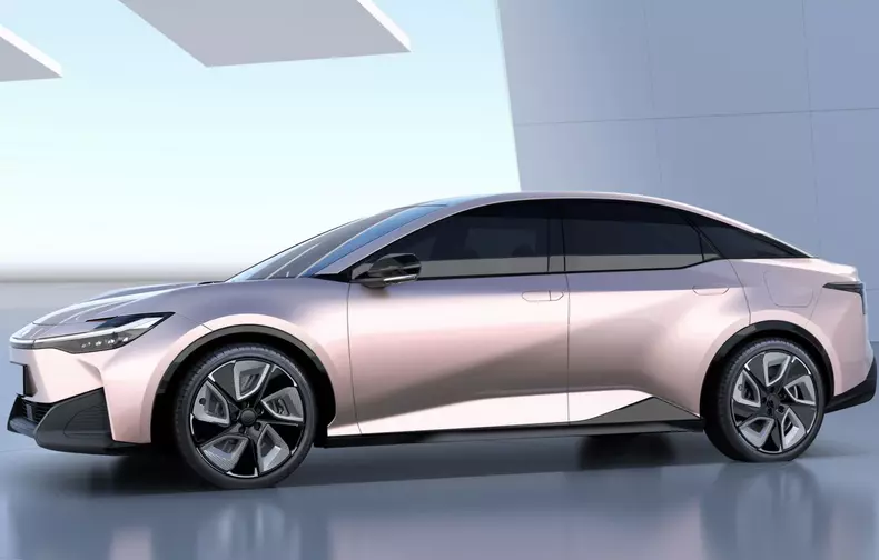 toyota si lexus 15 concepte 9