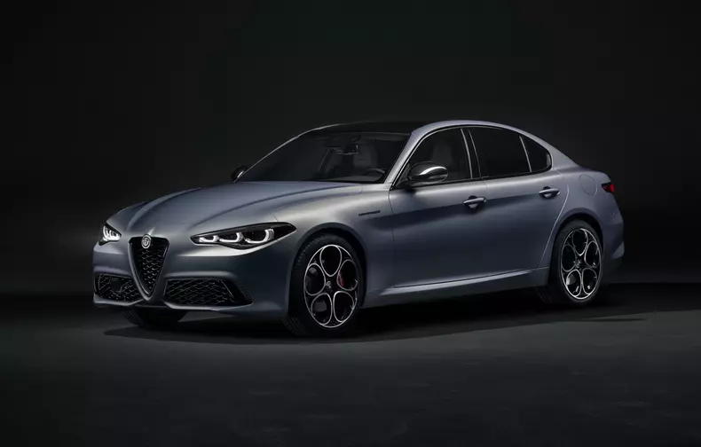 giulia si stelvio facelift